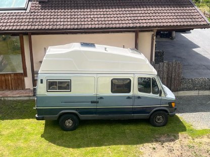 Mercedes Benz T1 307D