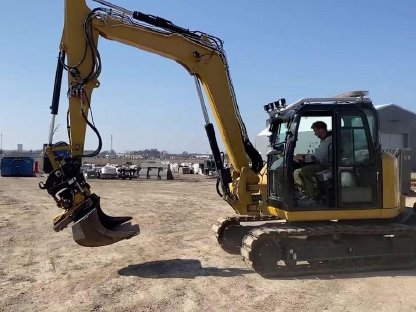 2017 CAT 308E2 - Tiltrotator – Engcon EC209