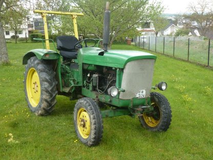 Bild 4:John Deere 300, Bj. 1964, TÜV 06.2027