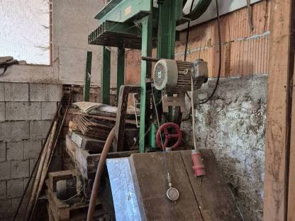 Mostpresse mit Mühle