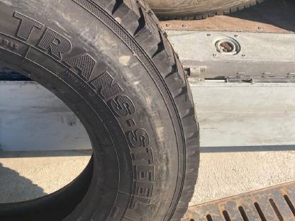 Verkaufe 1 Stk. 295/80R22,5 Semperit LKW-Reifen