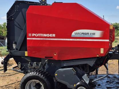 Bild 6:Pöttinger Varioprofi 6165 Rundballenpresse