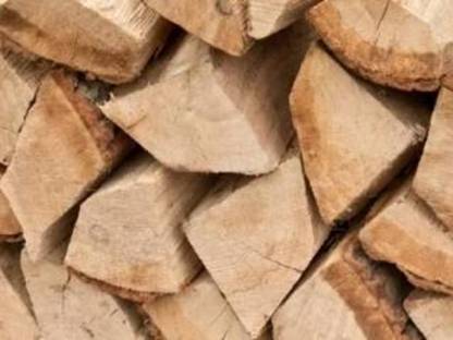 KAMINHOLZ/BRENNHOLZ