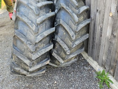 Bild 2:2 Traktorreifen Michelin