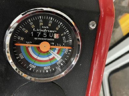 Bild 3:Lindner 1500A inkl. Zubehör