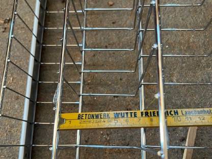 Bild 6:Metallregal Fächer und Rückwände ohne Steher