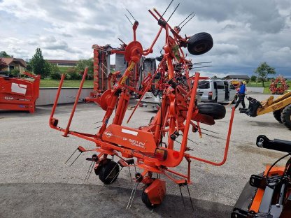 Bild 2:Kuhn GF 5801MH Kreiselheuer