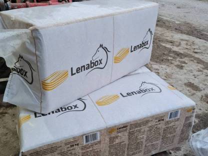 Bild 5:Einstreu Stroh Futter Stroh Lenabox Feinstroh