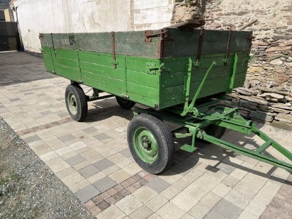 Traktor Anhänger 2-achsig
