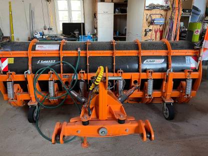 Bild 6:Samasz Schneepflug Jump 320