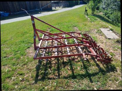 Bild 3:Kultivator Pöttinger