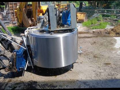 Milchtank mit Kühlung