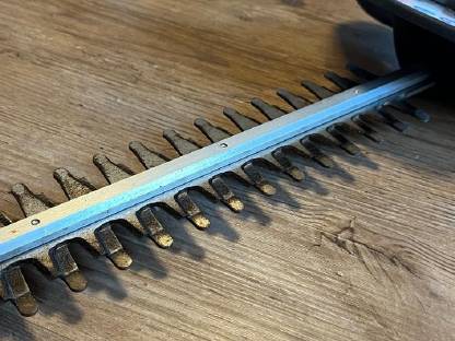 Bild 2:Stihl Heckenschere HSE42