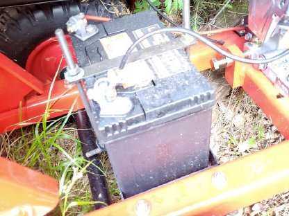 Bild 5:Häcksler Diesel bis 11 cm 11 PS