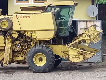 Mähdrescher zu verkaufen New Holland 8060