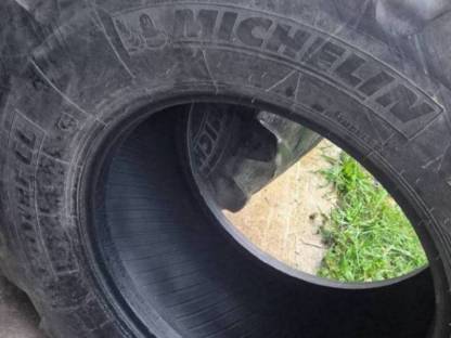 Bild 4:Michelin Power CL 440/80 R24