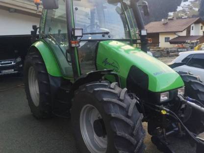 Bild 2:Deutz Agrotron 4.90 S