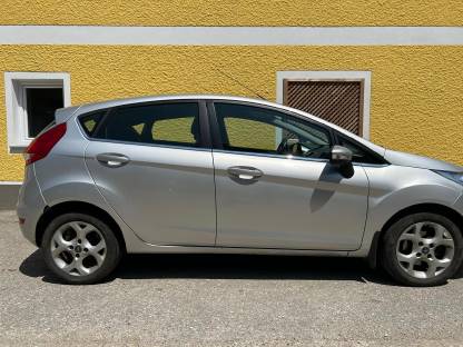Fort Fiesta Benzin Auto