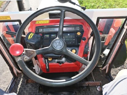 Bild 3:Steyr 8065 A mit Frontlader Hydrac FL EK 1200P