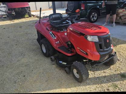 Bild 2:Landmaschine gesucht!