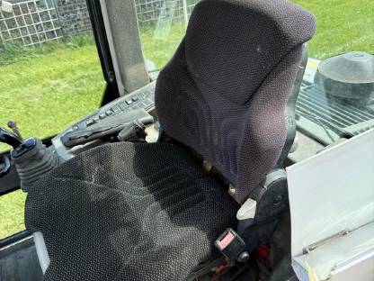 Bild 7:Radlader Hoflader Liebherr 506 Bj. 2008