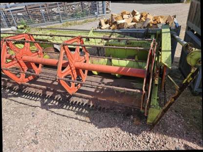 Bild 4:Claas Schneidwerk C390 Dominator Mega Rapsschneidwerk