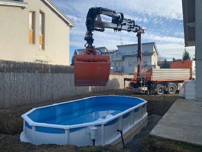 Bild 3:Baggerarbeiten, Erdbau, Erdbewegung, Transporte, Kran