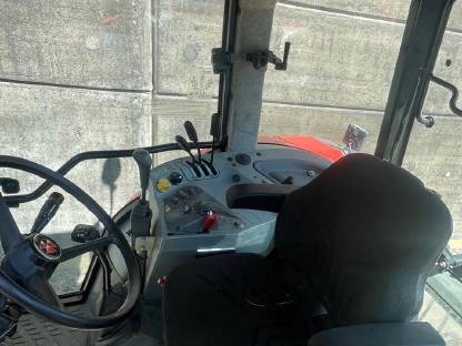 Bild 4:Massey Ferguson 6150