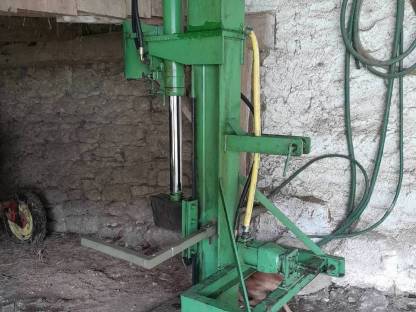 Holzspalter Traktor