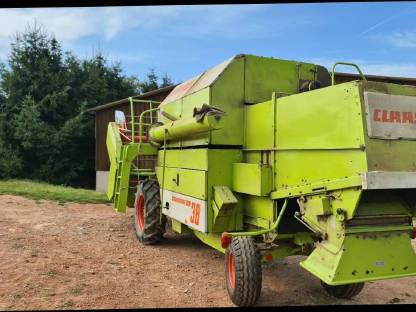Bild 4:Claas Dominator 38