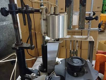 Bild 6:Etikettiermaschine