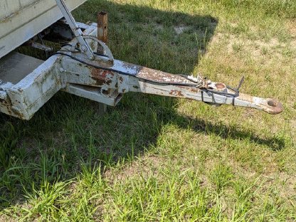 Bild 2:Viehanhänger