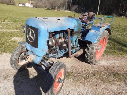 Bild 2:Eicher Traktor