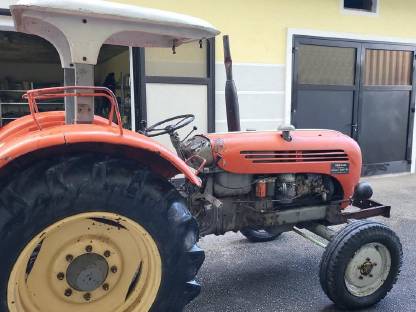 Bild 8:Traktor Steyr 290