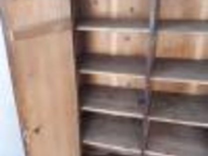 Bild 3:Bauernkasten aus dem 17. Jhdt, schöner Jagdschrank