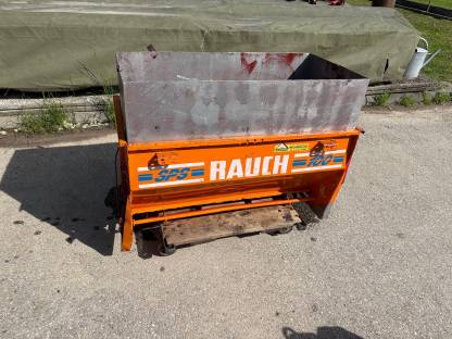 Bild 9:Steyr 8055 A Schmalspur