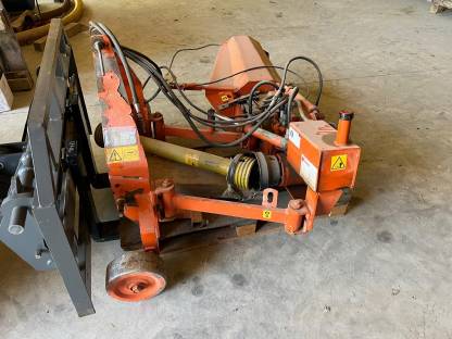 Bild 3:Unterstockfräse Rinieri Weinbau FS 160