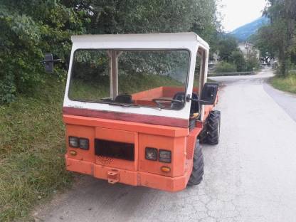 Bild 2:Bergtraktor Caron 245