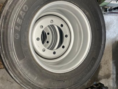 Bild 3:Komplettrad 445/45 R19.5