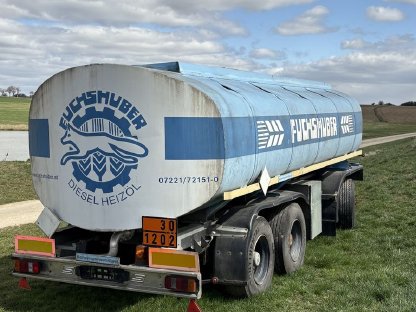 Bild 6:Tankanhänger Schwarzmüller 3-achs