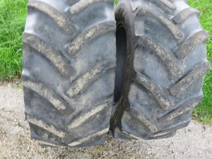 2 Stk. Gebrauchte Mitas Traktorreifen 440/65 R 24