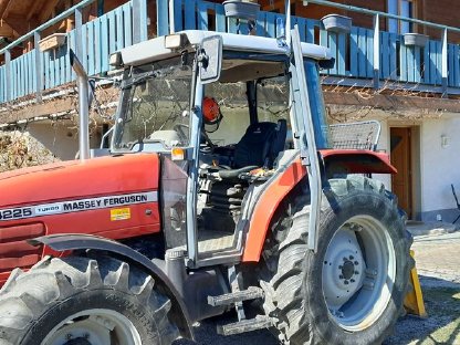 Bild 2:FM Traktor 4225