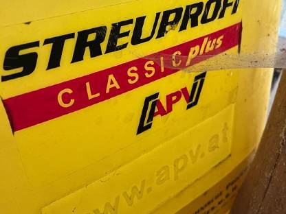 APV Kleinsamenstreuer und Grünlandwalze
