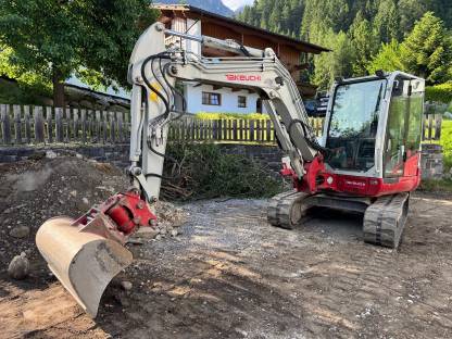 Takeuchi TB250-2 Bagger