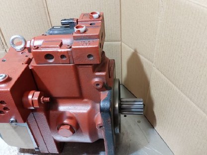 Bild 2:Takeuchi TB 290/2 Hydraulikpumpe
