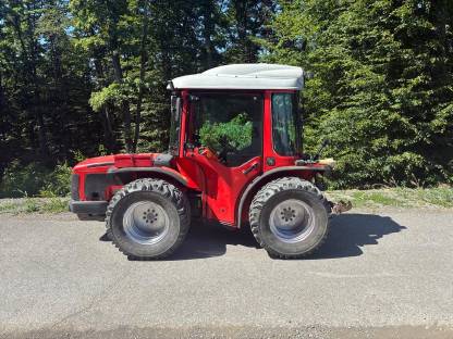 Antonio Carraro 8400SRX
