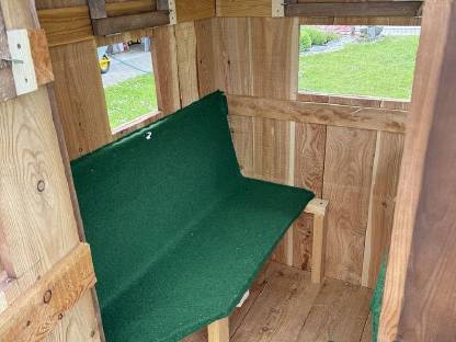 Bild 2:Hochstand, Kanzel Reviereinrichtungen Lärchenholz