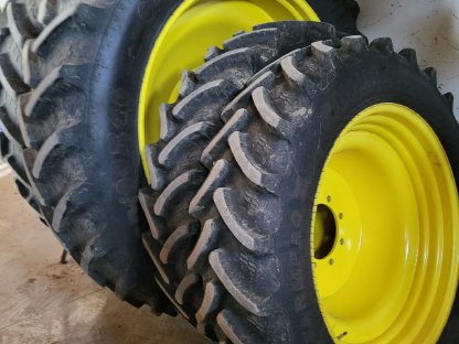 Pflegeräder John Deere 6R