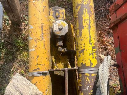 Bild 9:Kranwagen mit Berger Kran