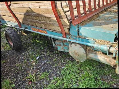 Bild 2:Steyr Hamster Ladewagen